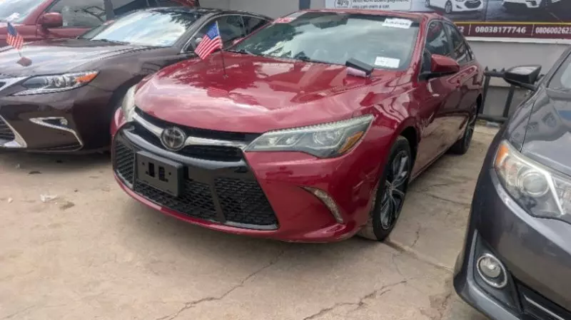 TOYOTA Camry   - 2015