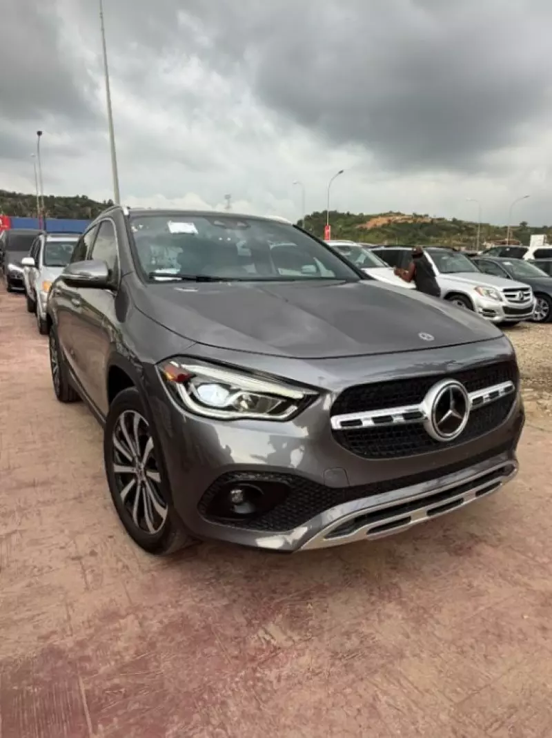 Mercedes-Benz 250   - 2021