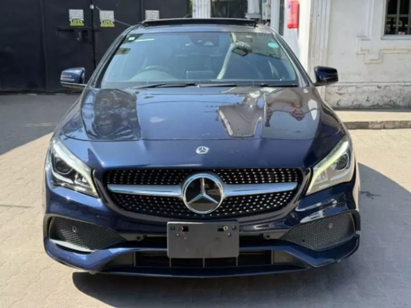 Mercedes-Benz CLA 180   - 2018