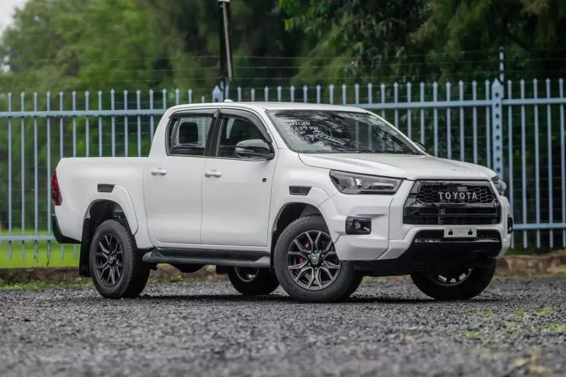 TOYOTA Hilux - 2022