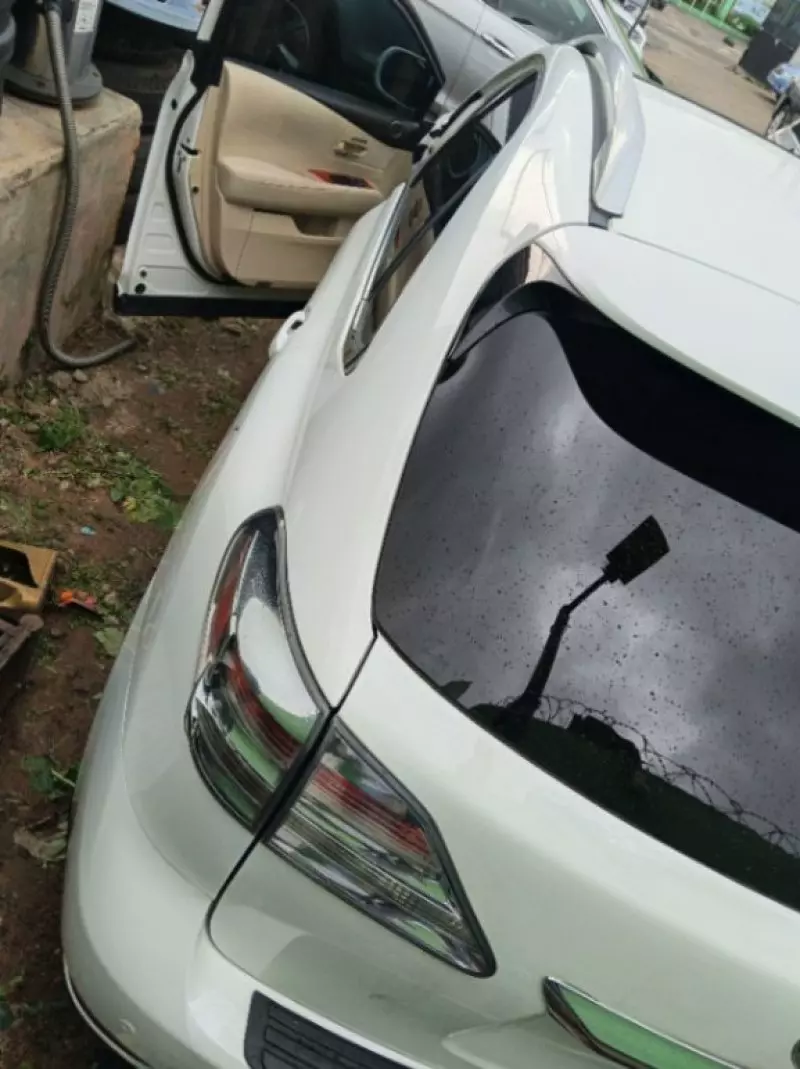 Lexus RX 350   - 2010