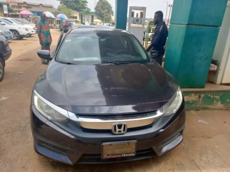 Honda Civic - 2016