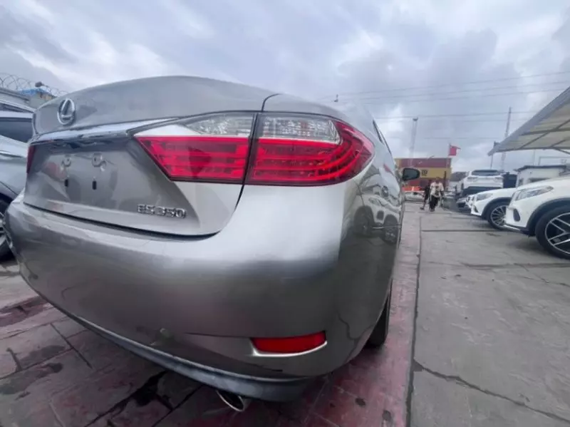 Lexus ES 350 - 2015