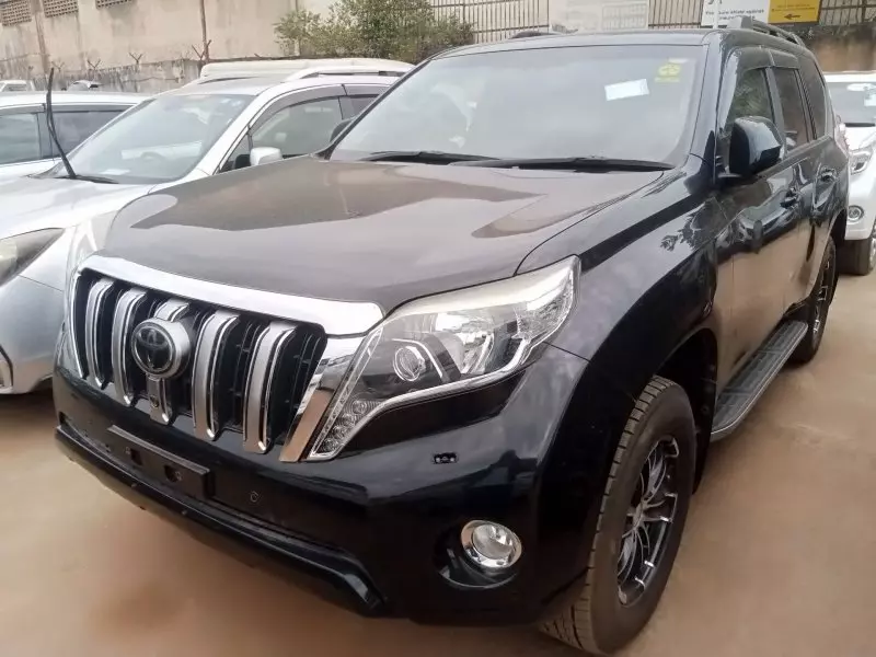 Toyota Landcruiser Prado - 2015