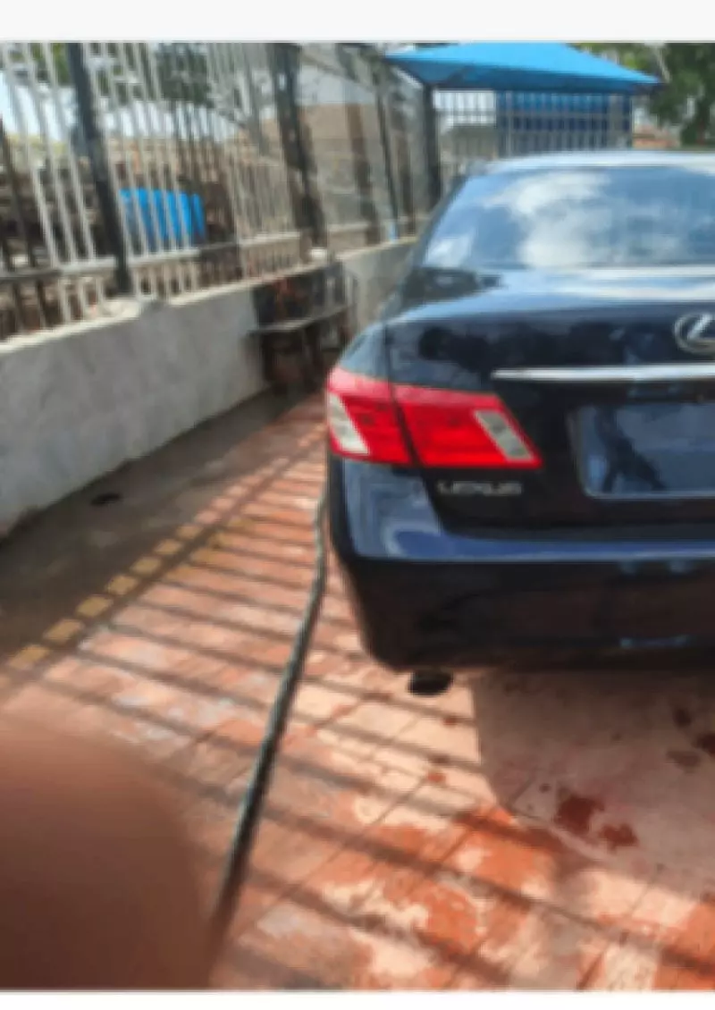 Lexus ES 350   - 2009