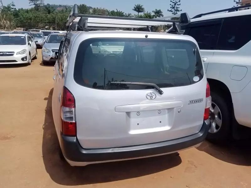 Toyota Succeed    - 2015