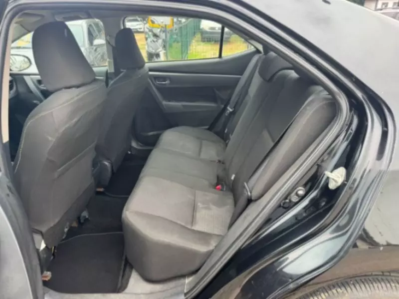 TOYOTA Corolla   - 2015