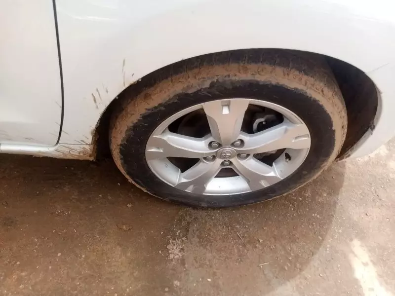 Toyota Ist    - 2011