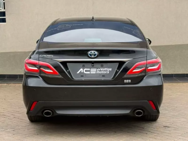TOYOTA Crown   - 2018