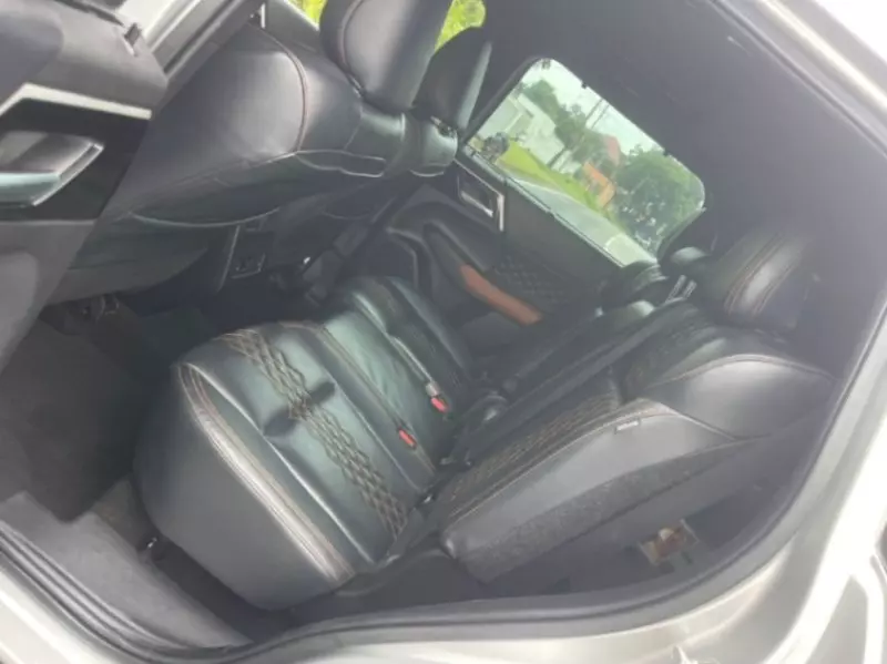 Mitsubishi OUTLANDER   - 2023