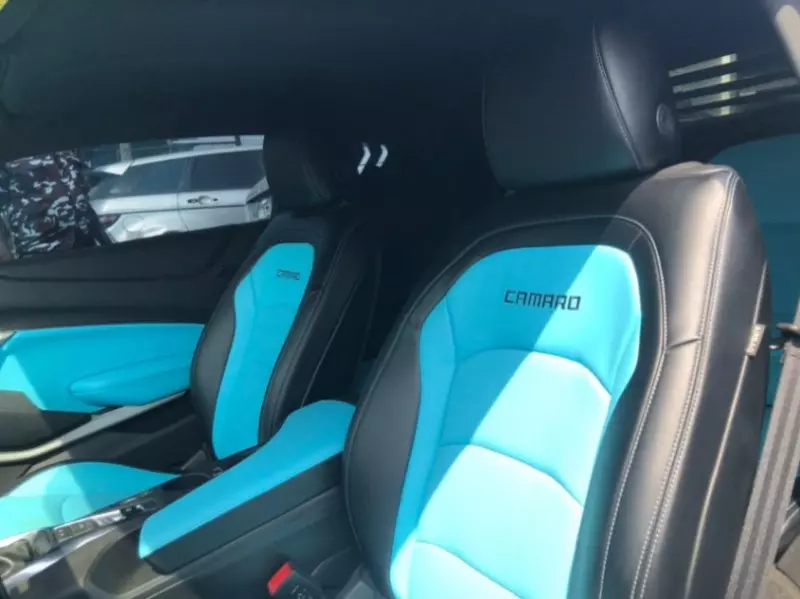 Chevrolet Camaro   - 2020