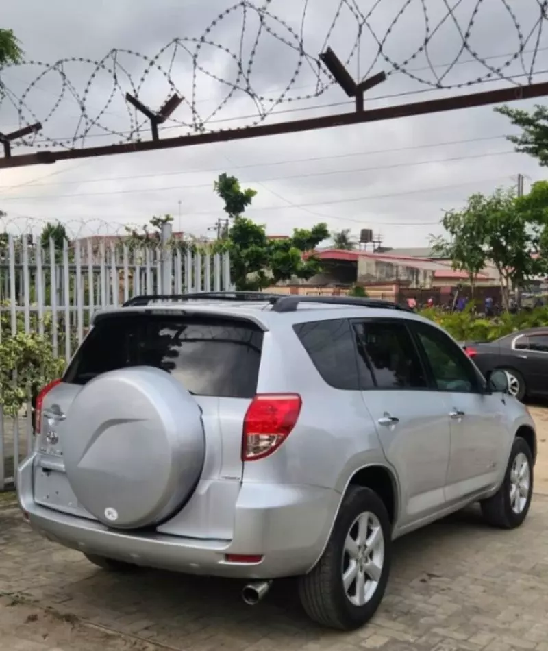 TOYOTA RAV 4   - 2008