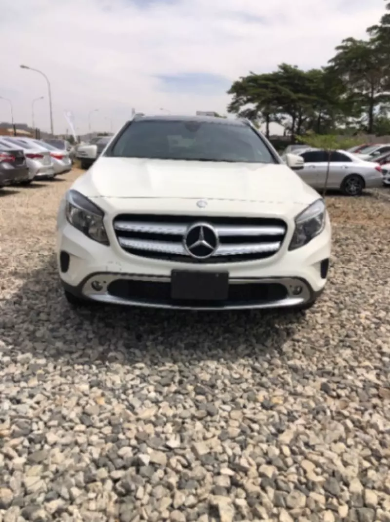 Mercedes-Benz GLA 250   - 2016