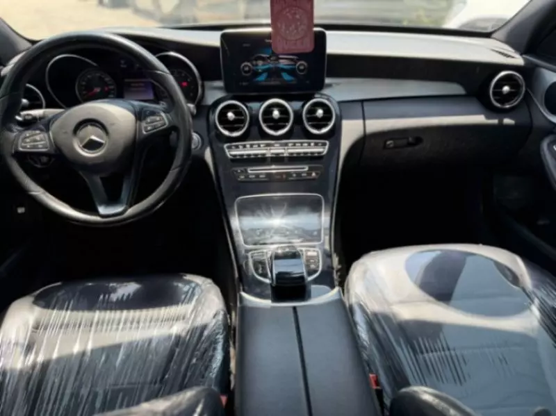 Mercedes-Benz C 300   - 2015