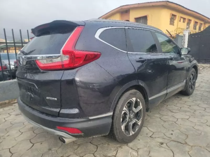 Honda CR-V   - 2017
