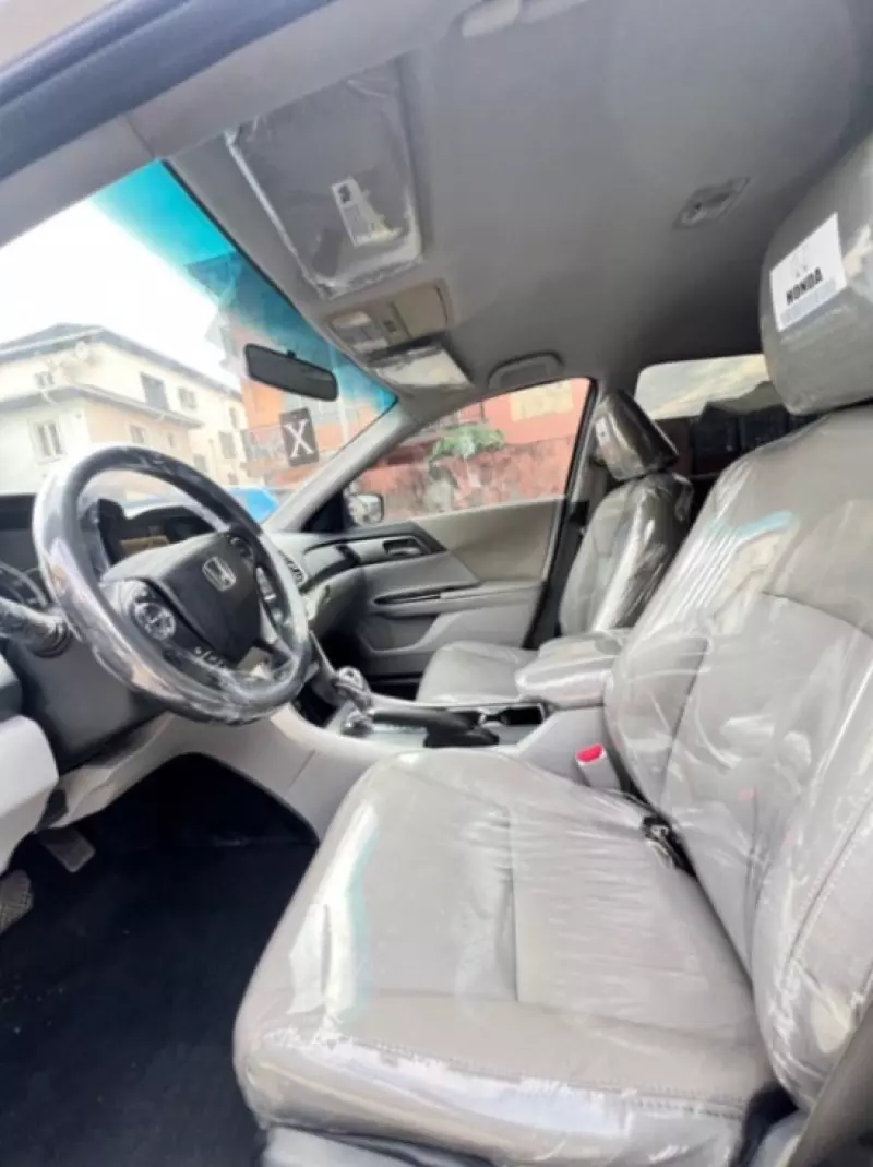Honda Accord   - 2013