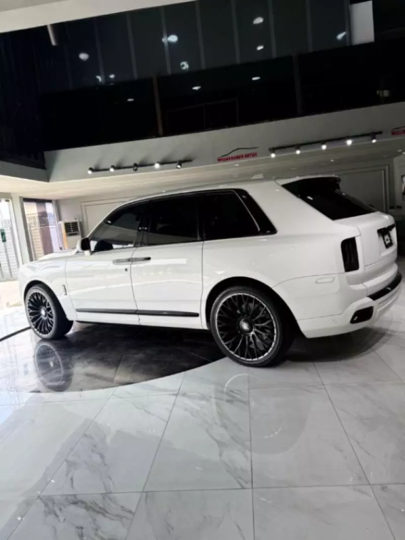 Rolls-Royce Cullinan - 2019
