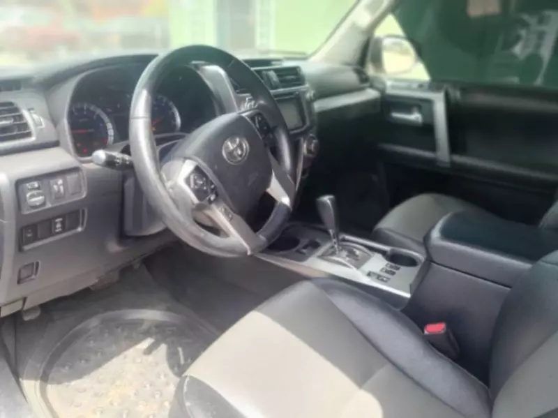 Toyota 4Runner   - 2014