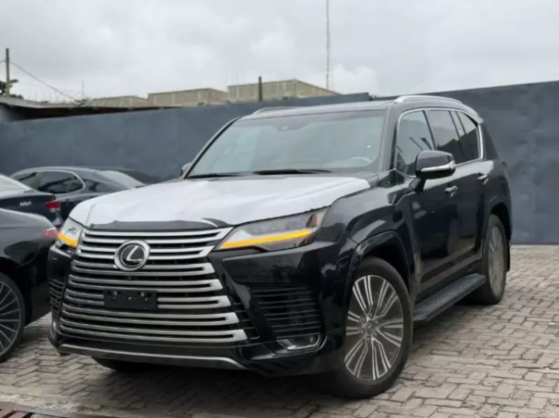 Lexus LX 600 - 2023