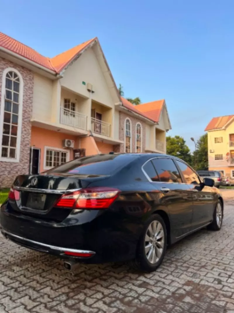 Honda Accord   - 2014