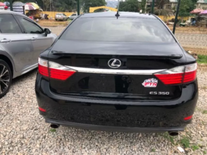 Lexus ES 350   - 2013