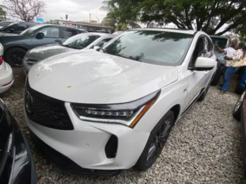 Acura RDX   - 2023