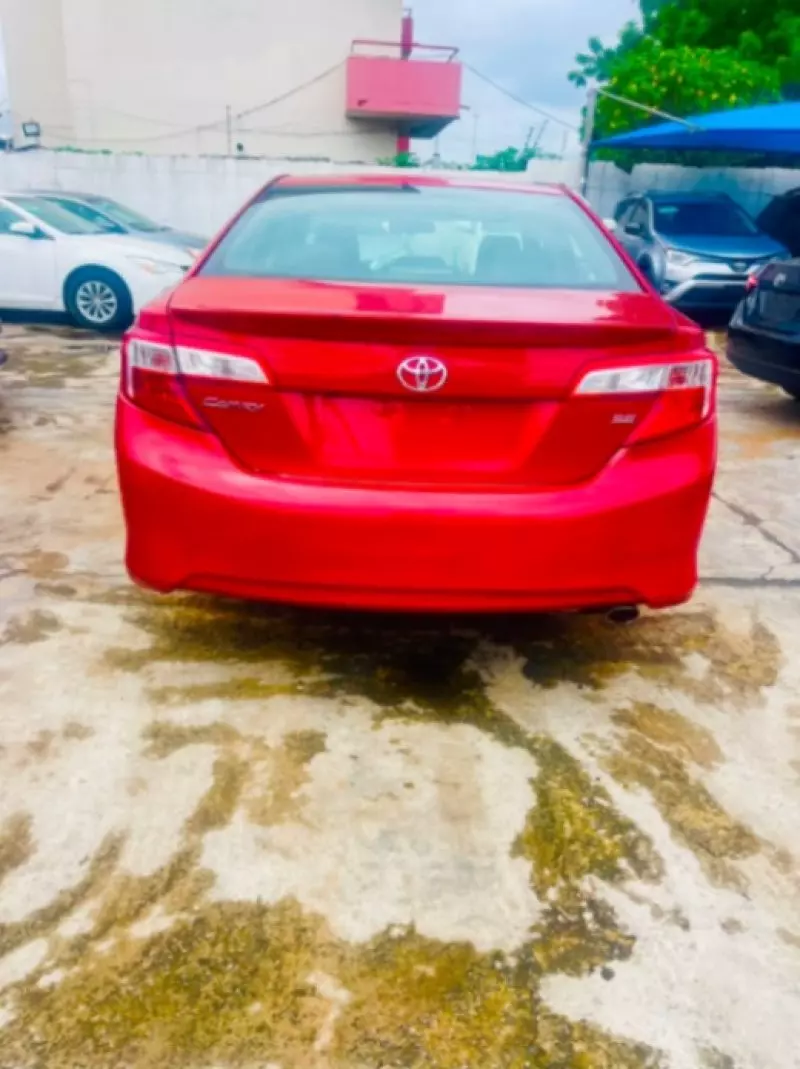 TOYOTA Camry   - 2014