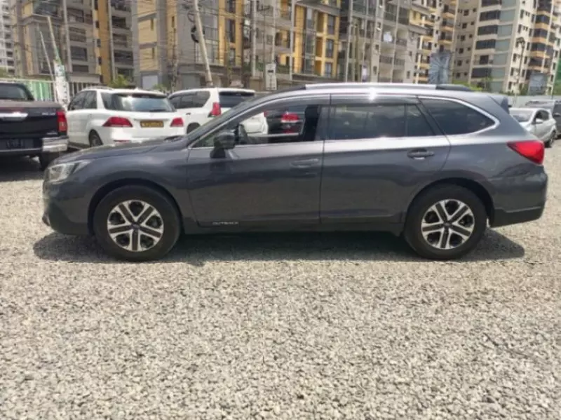 Subaru Outback   - 2019