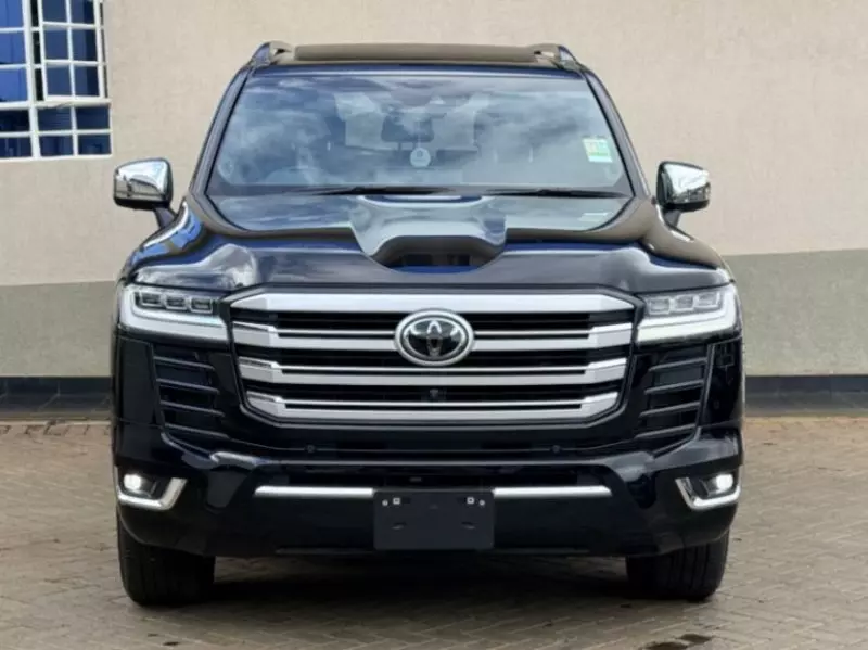 Toyota Landcruiser   - 2023