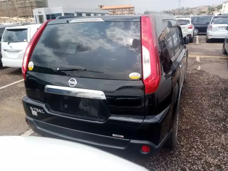 Nissan X-Trail - 2012