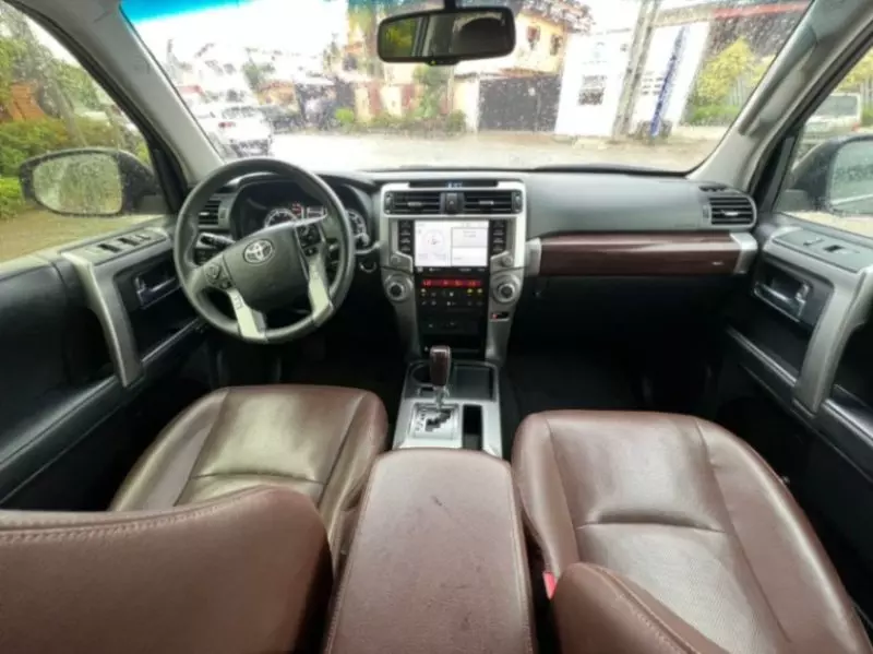 TOYOTA 4-Runner   - 2020