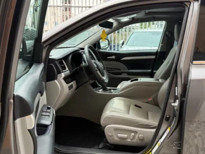 Toyota Highlander - 2019