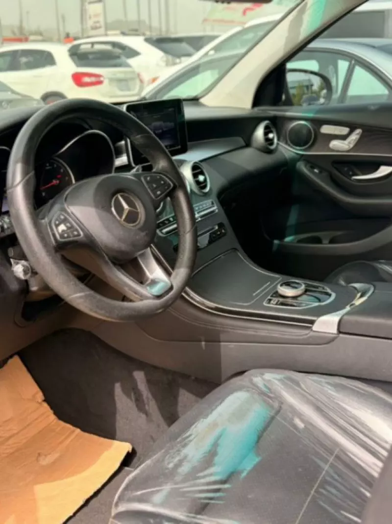 Mercedes-Benz GLC-Class   - 2017