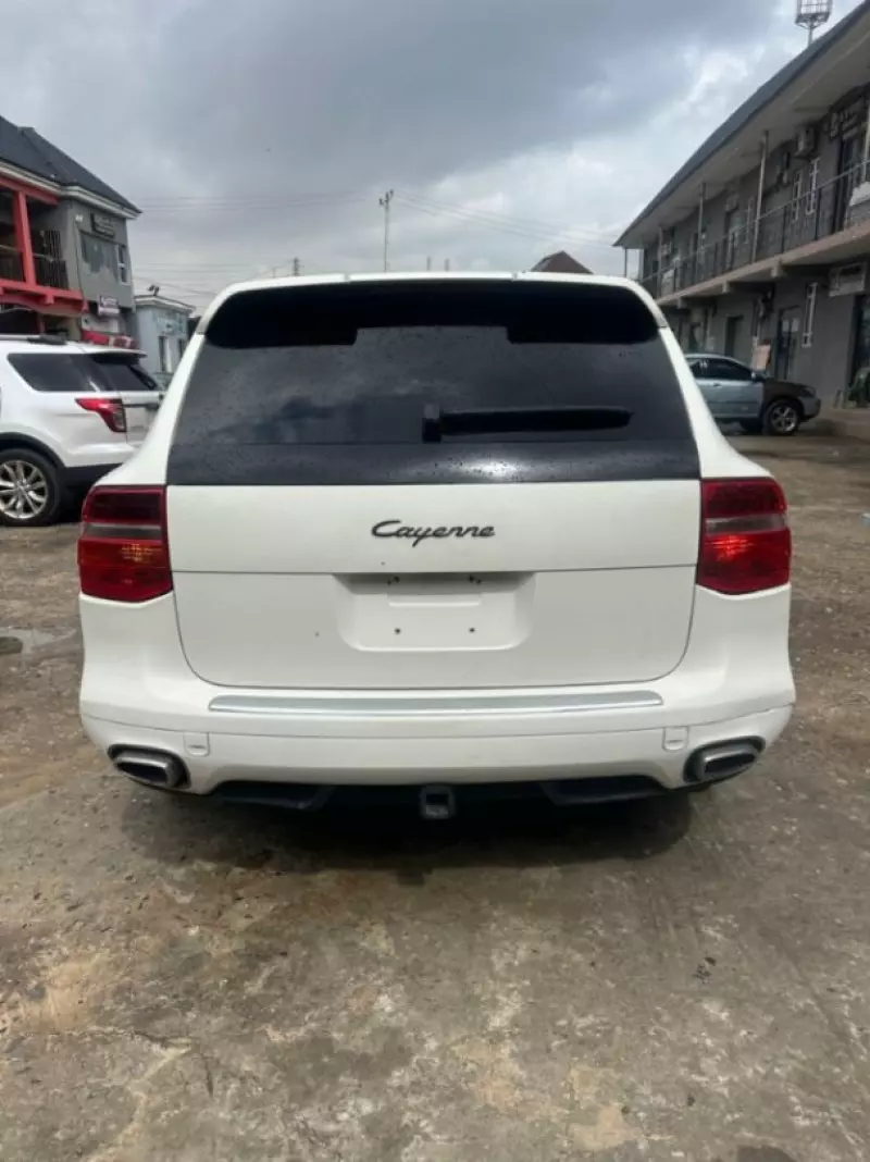 PORSCHE Cayenne - 2008