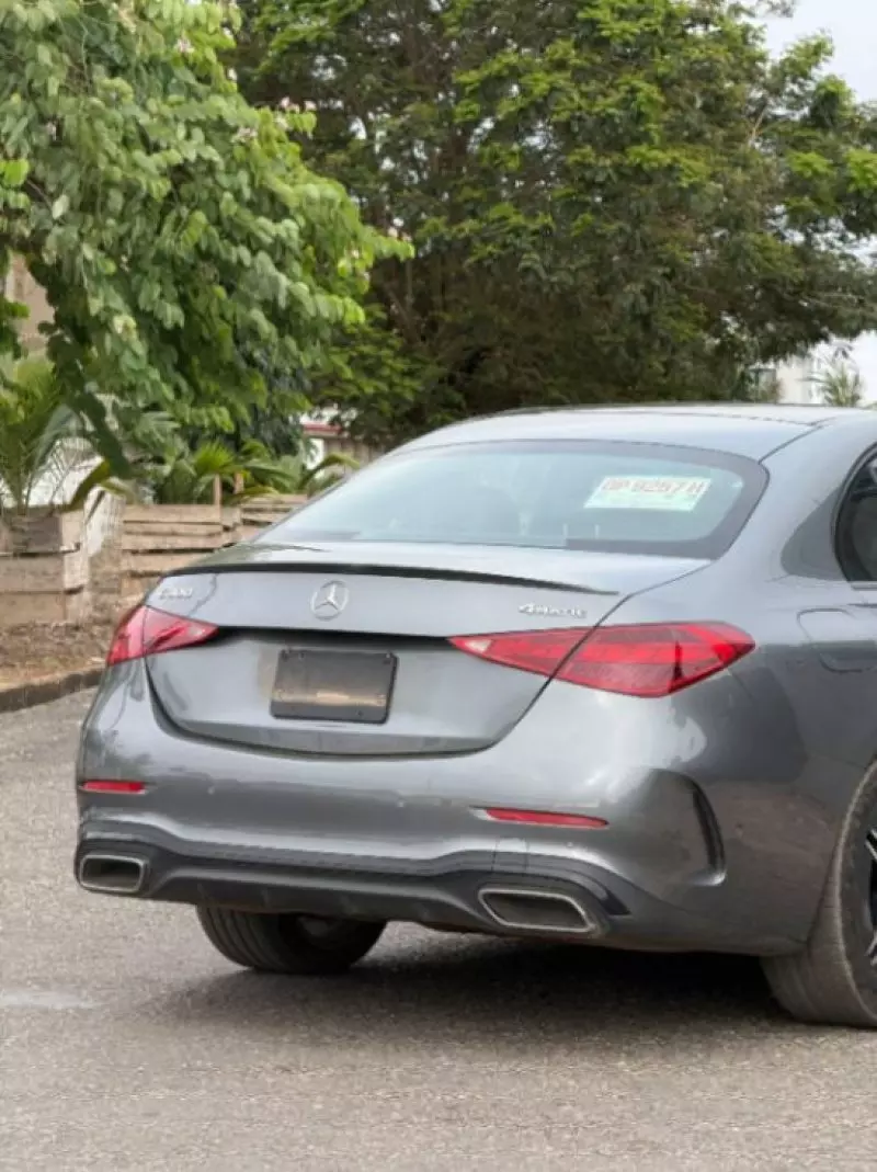 Mercedes-Benz C 300   - 2024