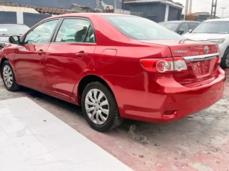 TOYOTA Corolla   - 2013