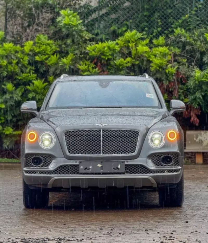 Bentley Bentayga   - 2018