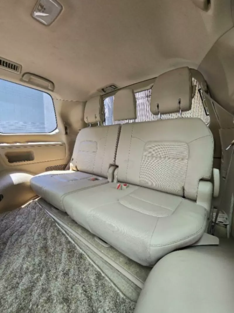 TOYOTA Landcruiser  V8   - 2016