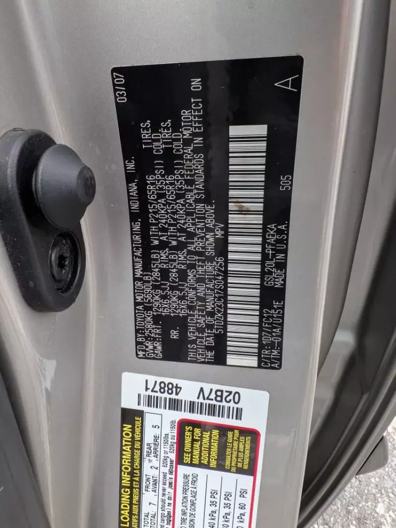 TOYOTA Sienna   - 2007