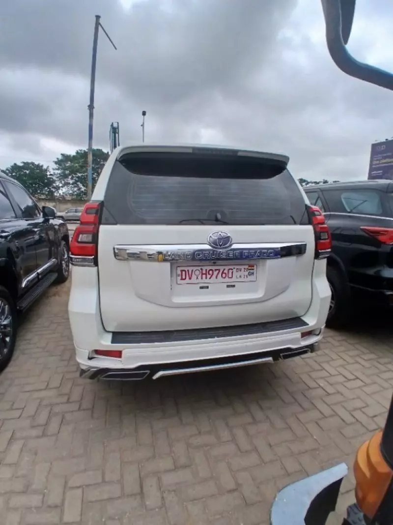 TOYOTA Landcruiser Prado   - 2019