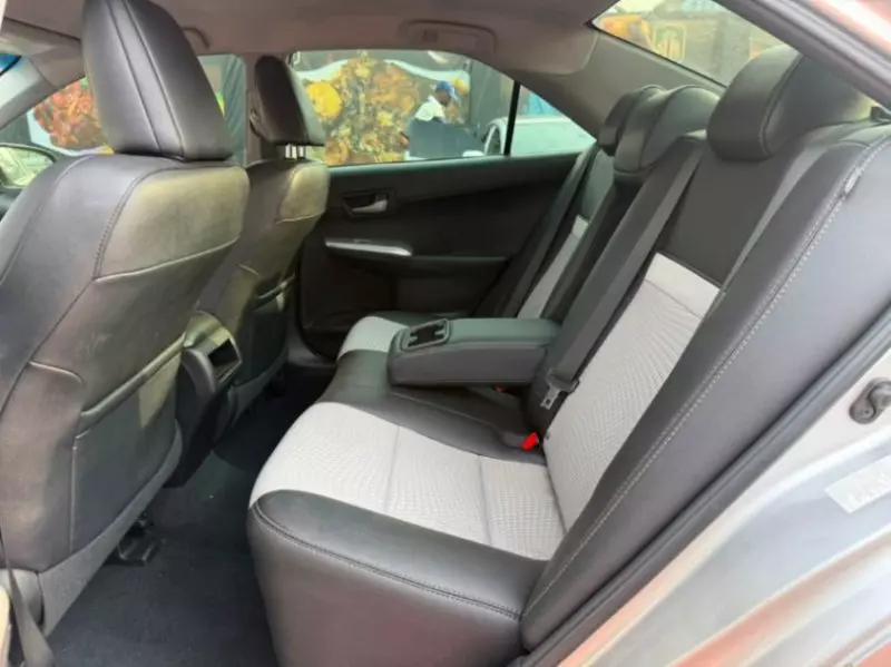 Toyota Camry   - 2013