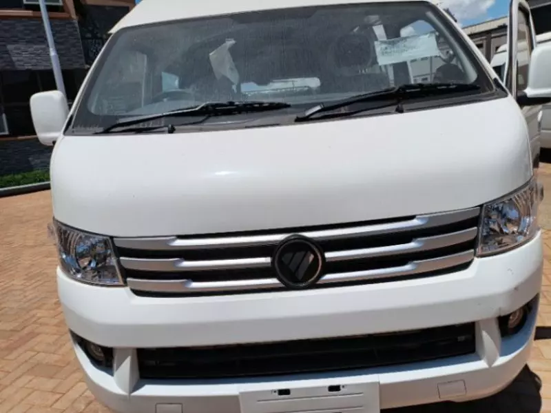 TOYOTA Hiace   - 2013