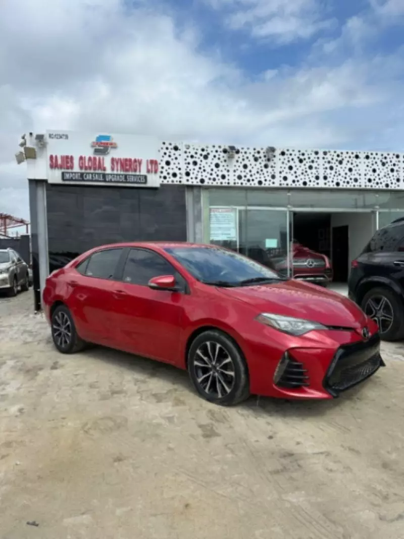 Toyota Corolla   - 2013