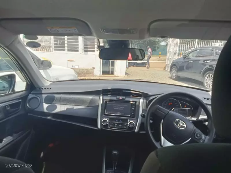 TOYOTA Fielder    - 2020