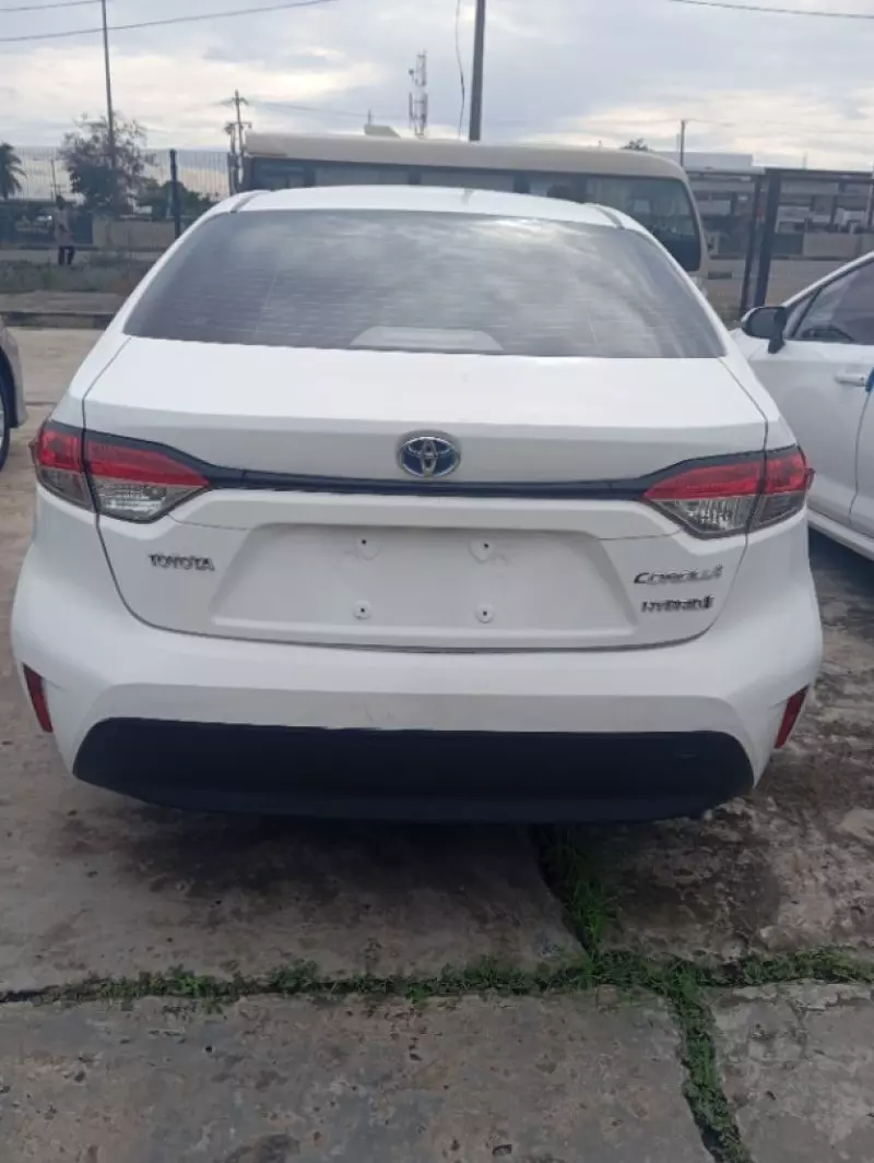 Toyota Corolla Hybrid - 2023