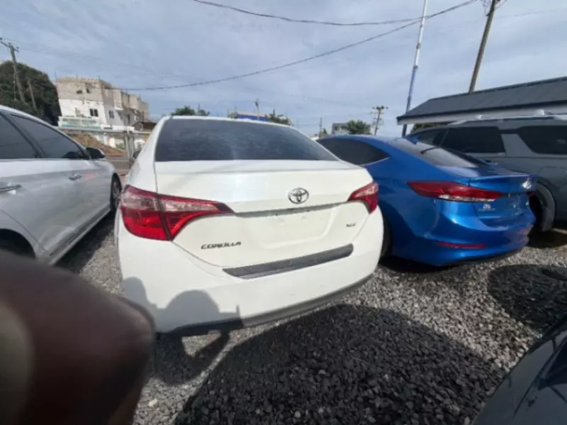TOYOTA Corolla   - 2018