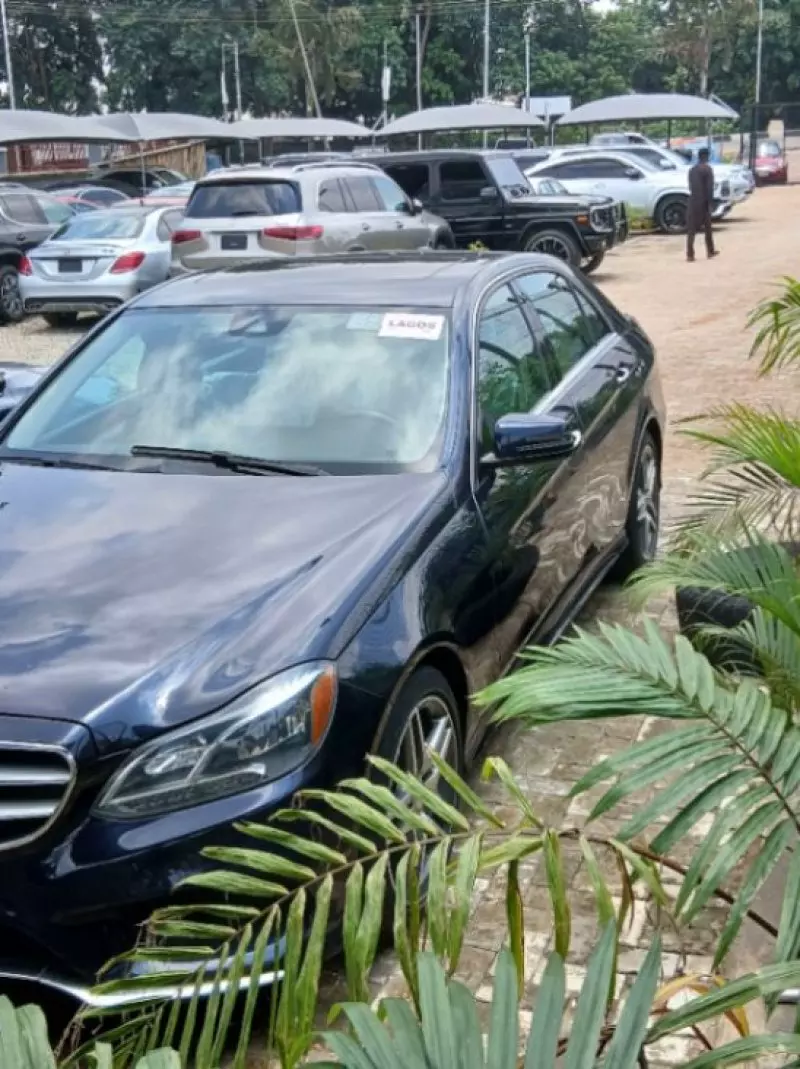 Mercedes-Benz E350   - 2015