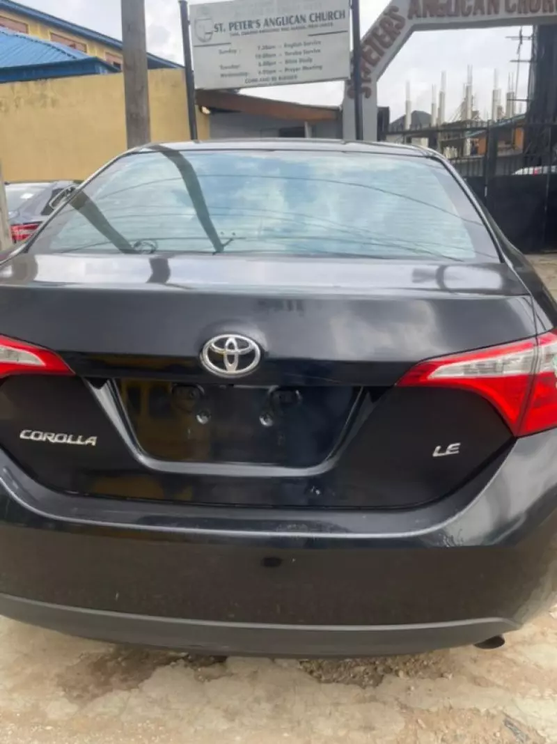 Toyota Corolla   - 2013