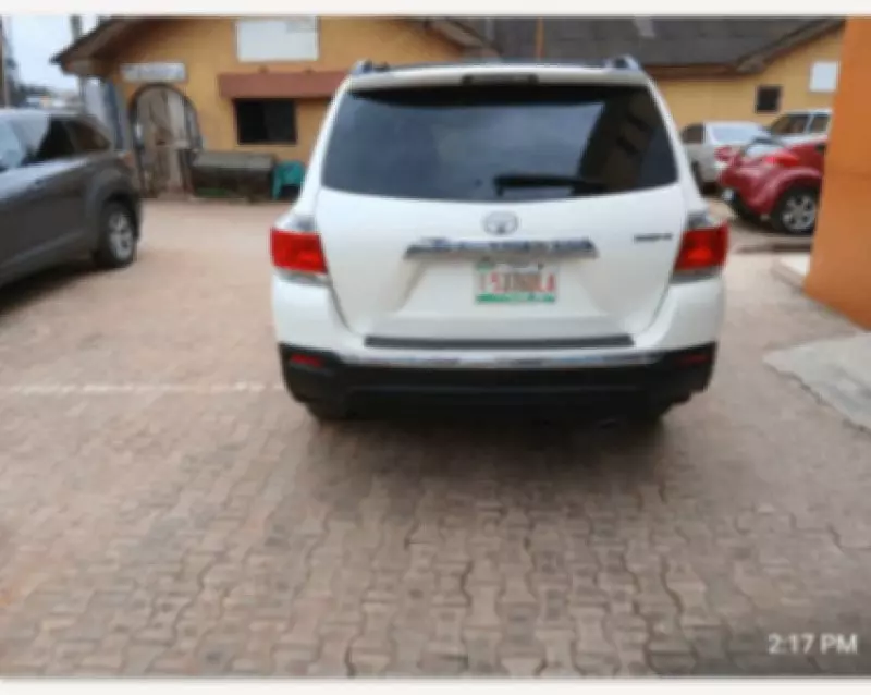 TOYOTA Highlander   - 2013
