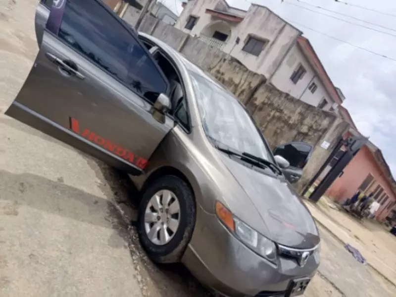 Honda Civic   - 2007